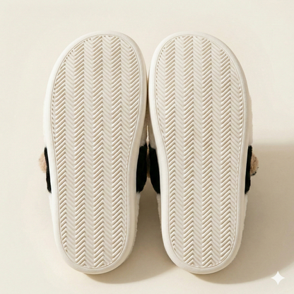 Pantufa Moozy – Feita à Mão com Carinho